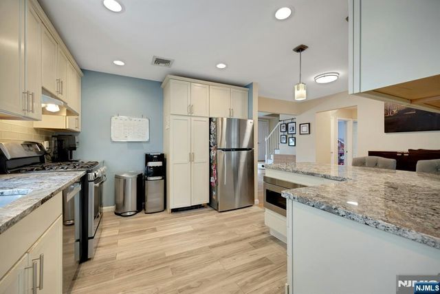 237 North Avenue, Wood Ridge, NJ 07075