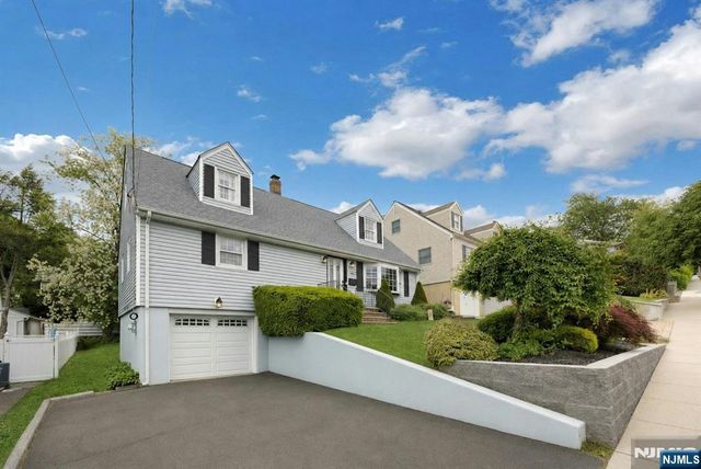 237 North Avenue, Wood Ridge, NJ 07075