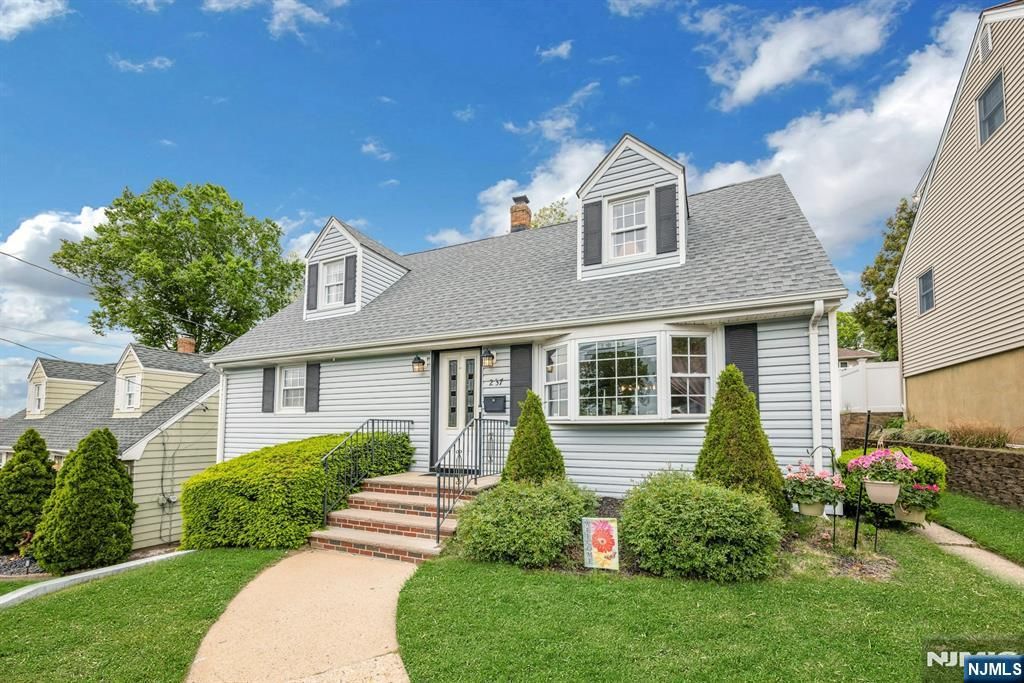 237 North Avenue, Wood Ridge, NJ 07075
