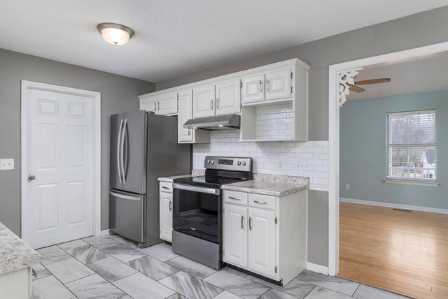 7174 Dana Michelle Lane, Birchwood, TN 37308