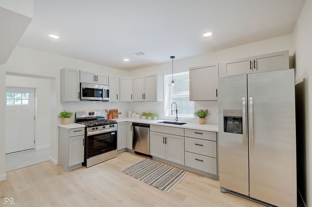 67 S Tresslar Avenue, Bargersville, IN 46106