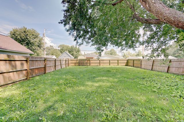 67 S Tresslar Avenue, Bargersville, IN 46106