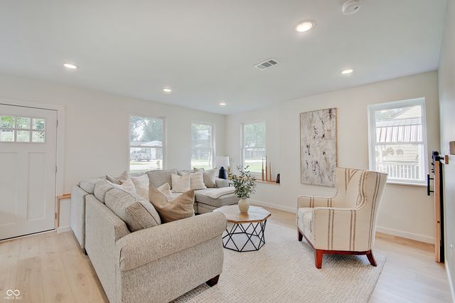 67 S Tresslar Avenue, Bargersville, IN 46106
