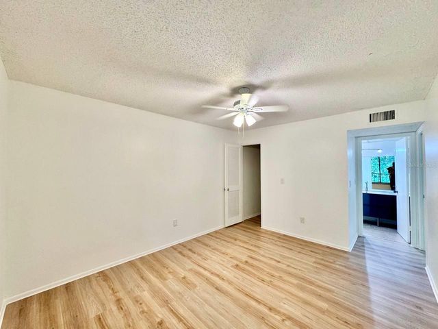 11703 RAINTREE VILLAGE BOULEVARD C, Tampa, FL 33617