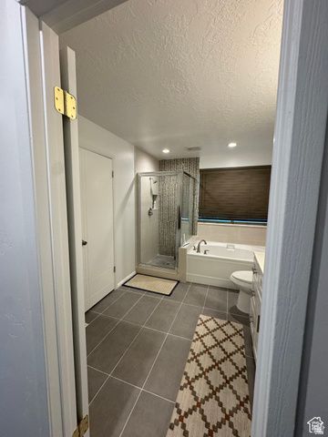6022 S PARK WOOD W DR, Kearns, UT 84118