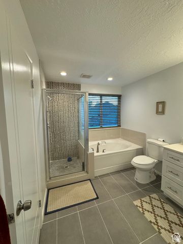 6022 S PARK WOOD W DR, Kearns, UT 84118