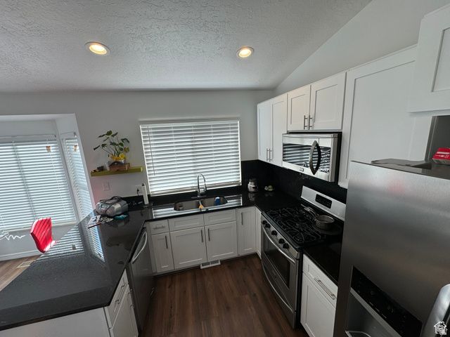 6022 S PARK WOOD W DR, Kearns, UT 84118