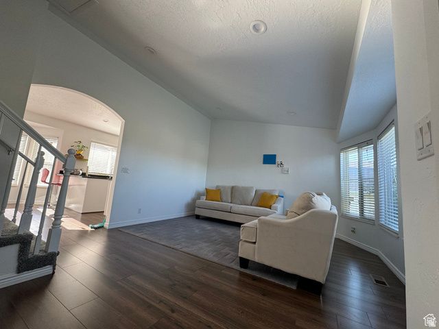 6022 S PARK WOOD W DR, Kearns, UT 84118