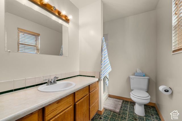 2615 W SILVER CREEK DR, Riverton, UT 84065