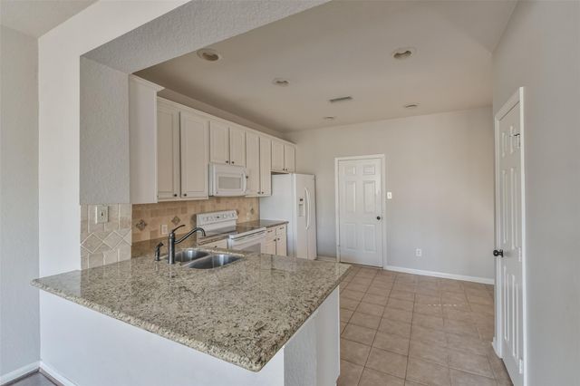 43 Alderon Woods Place, The Woodlands, TX 77382