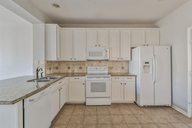 43 Alderon Woods Place, The Woodlands, TX 77382