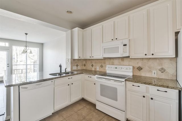 43 Alderon Woods Place, The Woodlands, TX 77382