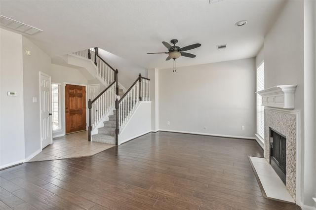 43 Alderon Woods Place, The Woodlands, TX 77382