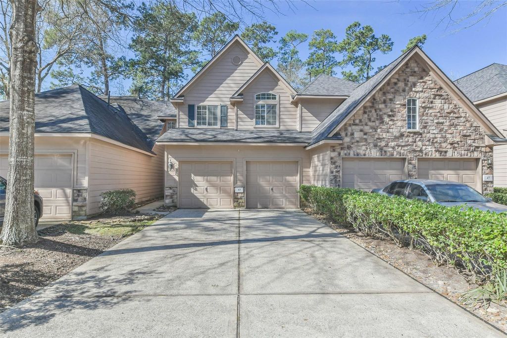 43 Alderon Woods Place, The Woodlands, TX 77382