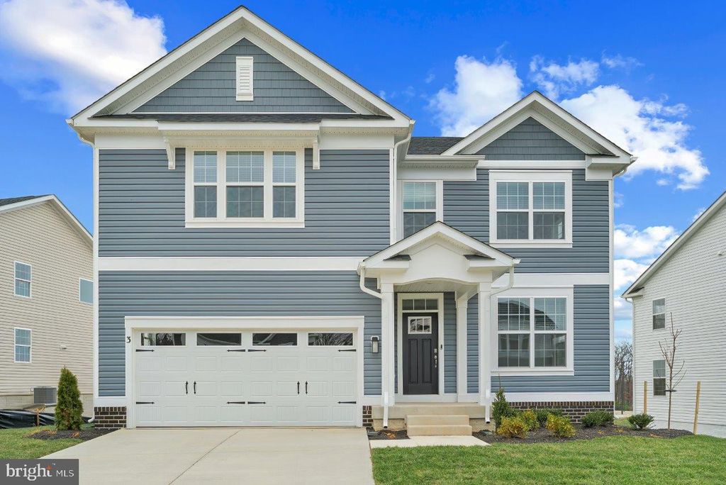 8105 CYPRESS POINT DR, Rosedale, MD 21237