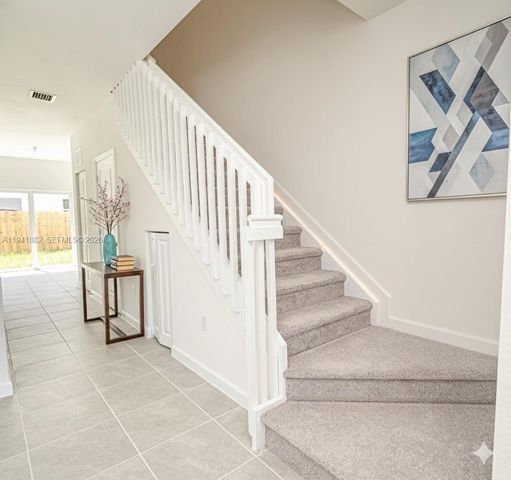 2646 SE 27th Dr 2646, Homestead, FL 33035