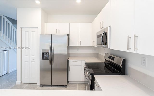 2646 SE 27th Dr 2646, Homestead, FL 33035