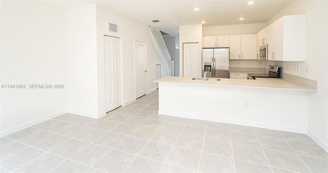 2646 SE 27th Dr 2646, Homestead, FL 33035