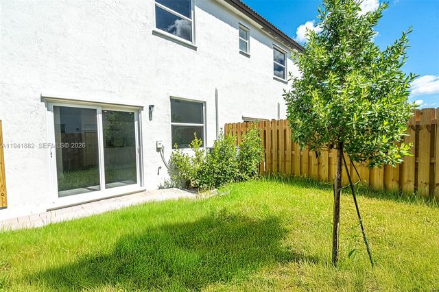 2646 SE 27th Dr 2646, Homestead, FL 33035