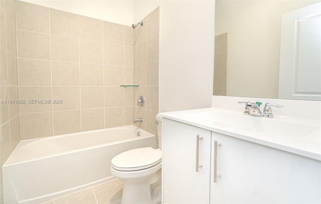 2646 SE 27th Dr 2646, Homestead, FL 33035