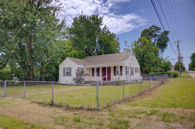 1302 S Fulton Avenue, Tulsa, OK 74112