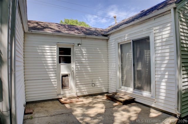 1302 S Fulton Avenue, Tulsa, OK 74112