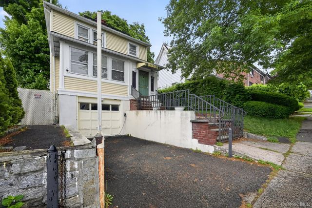 99 N Kensico Avenue, White Plains, NY 10604