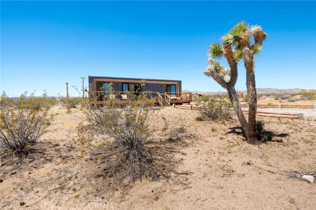 1375 Fortuna Avenue, Landers, CA 92285