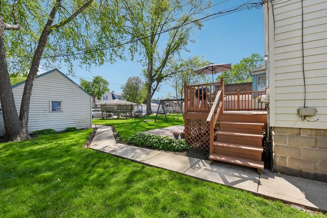 838 174th Street, Hammond, IN 46324