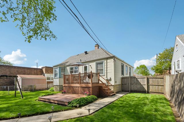 838 174th Street, Hammond, IN 46324