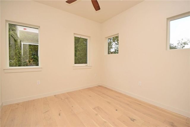 5405 Sunshine DR 2, Austin, TX 78756