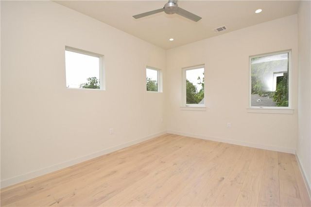 5405 Sunshine DR 2, Austin, TX 78756