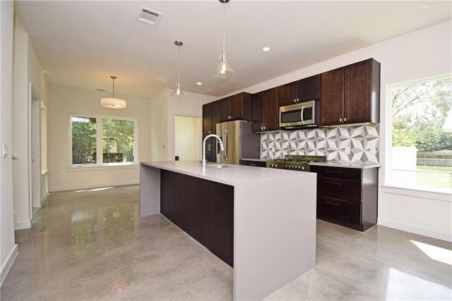 5405 Sunshine DR 2, Austin, TX 78756