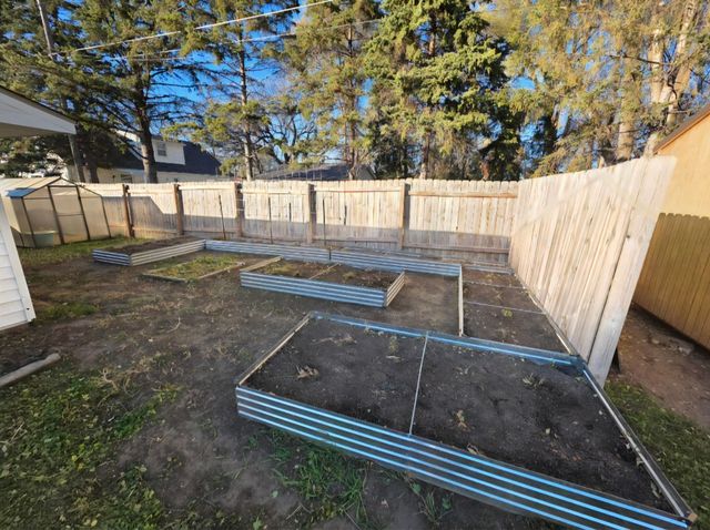 214 18th Street W, Hastings, MN 55033