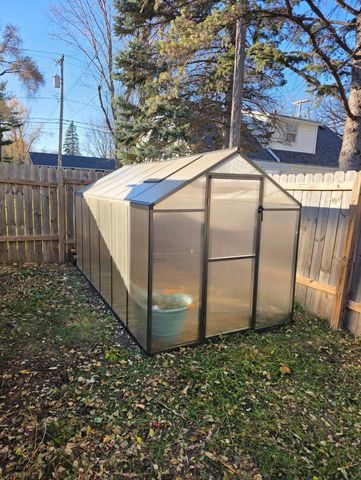 214 18th Street W, Hastings, MN 55033