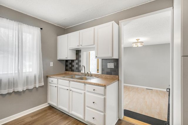 214 18th Street W, Hastings, MN 55033