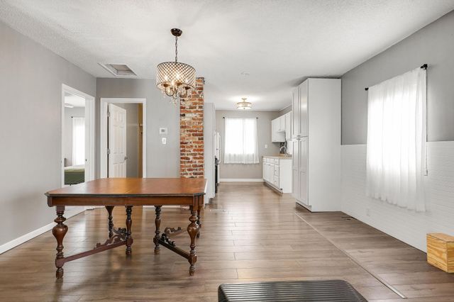 214 18th Street W, Hastings, MN 55033