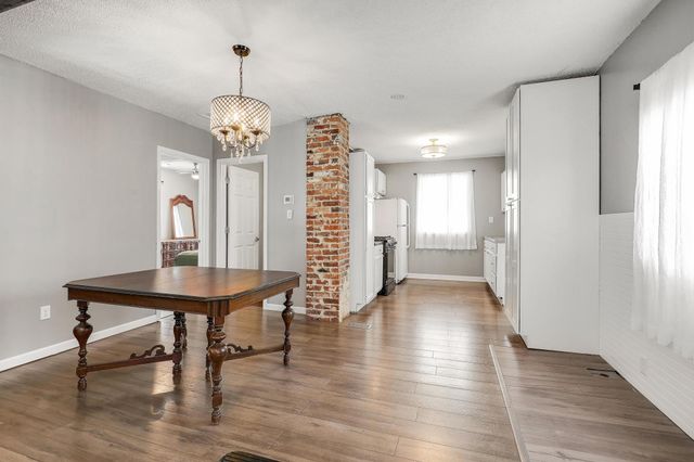 214 18th Street W, Hastings, MN 55033