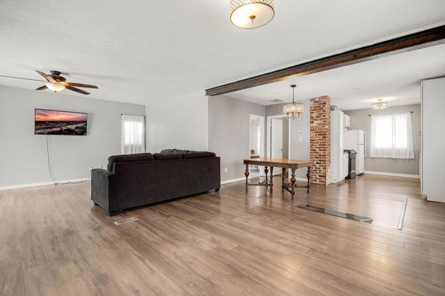 214 18th Street W, Hastings, MN 55033