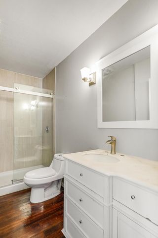 214 18th Street W, Hastings, MN 55033