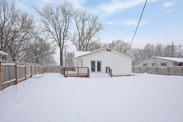 214 18th Street W, Hastings, MN 55033