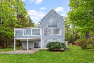 646 West Hill Road, New Hartford, CT 06057