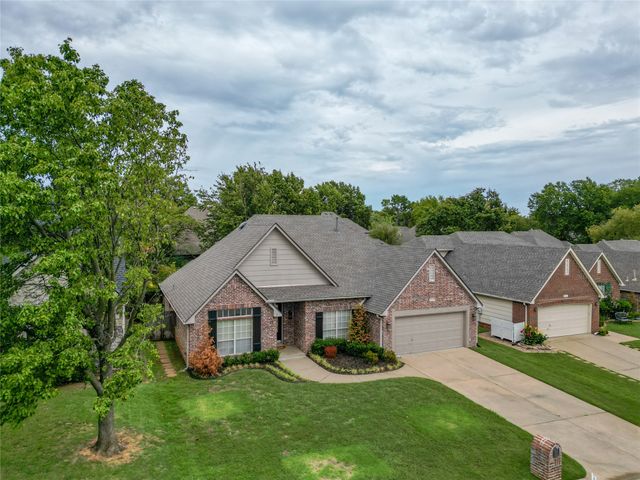 8523 E 82nd Street, Tulsa, OK 74133