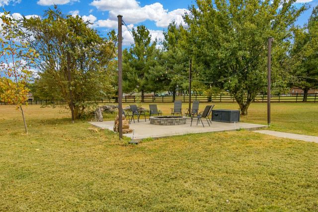 3762 Rockdale Fellowship Rd, Mount Juliet, TN 37122