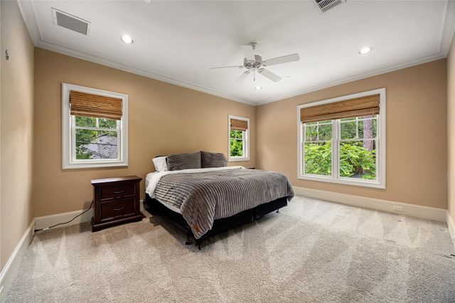 735 Timber Hill Drive, Hedwig Village, TX 77024