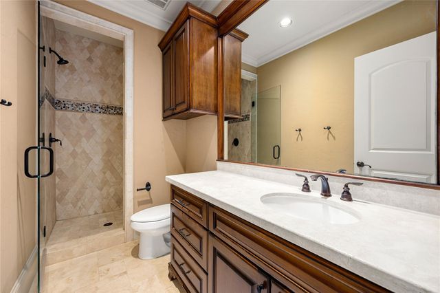 735 Timber Hill Drive, Hedwig Village, TX 77024