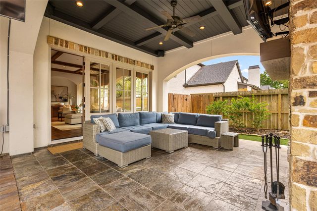 735 Timber Hill Drive, Hedwig Village, TX 77024