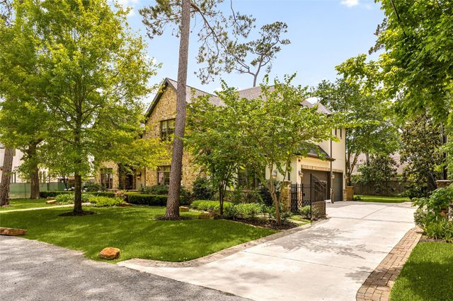 735 Timber Hill Drive, Hedwig Village, TX 77024