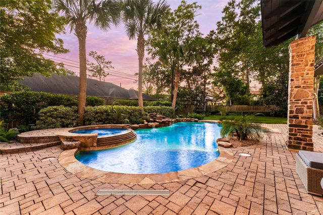 735 Timber Hill Drive, Hedwig Village, TX 77024