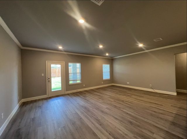368 Lake Bluff, Lavon, TX 75166